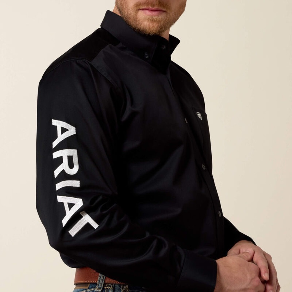 NWOT ARIAT Team Logo Twill Fit Shirt |Size Medium